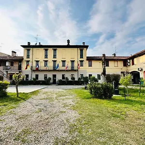 hotel-duca-di-tromello.it-lombardy.com/