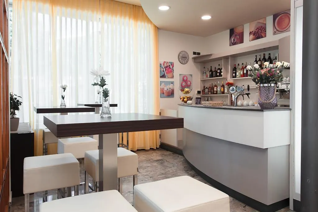 Hotel Olympic Milano Marittima 3*,  Italy